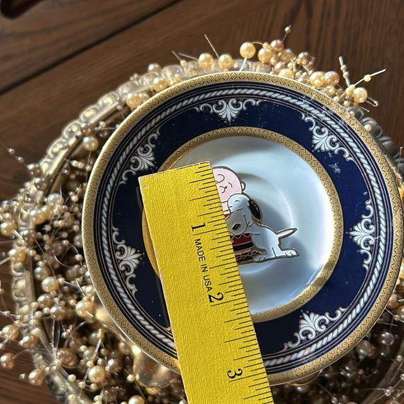 Vintage Enameled Charlie Brown & Snoopy Pin - Picture 5 of 5